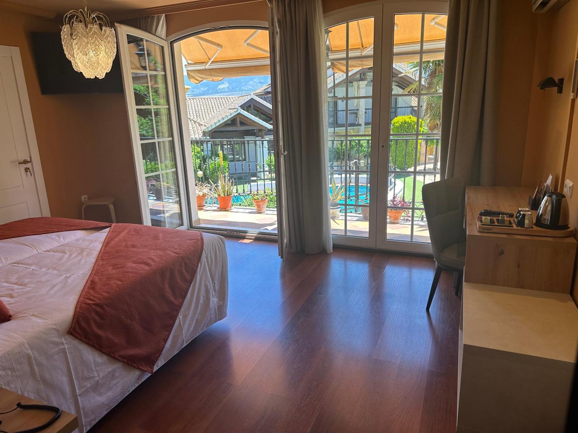 Hotel Cortijo Landete (Adults Only) Армилья Экстерьер фото
